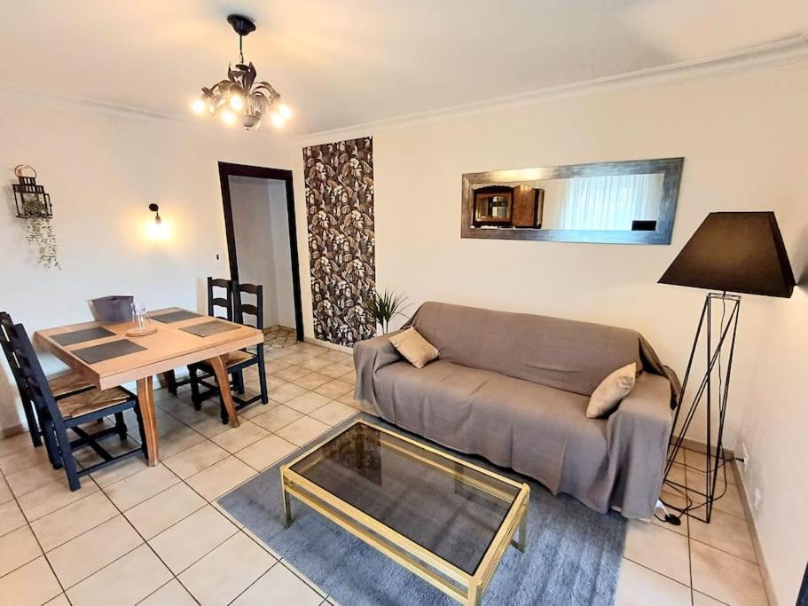 Maison De Village Avec Jardin Torpes  ภายนอก รูปภาพ